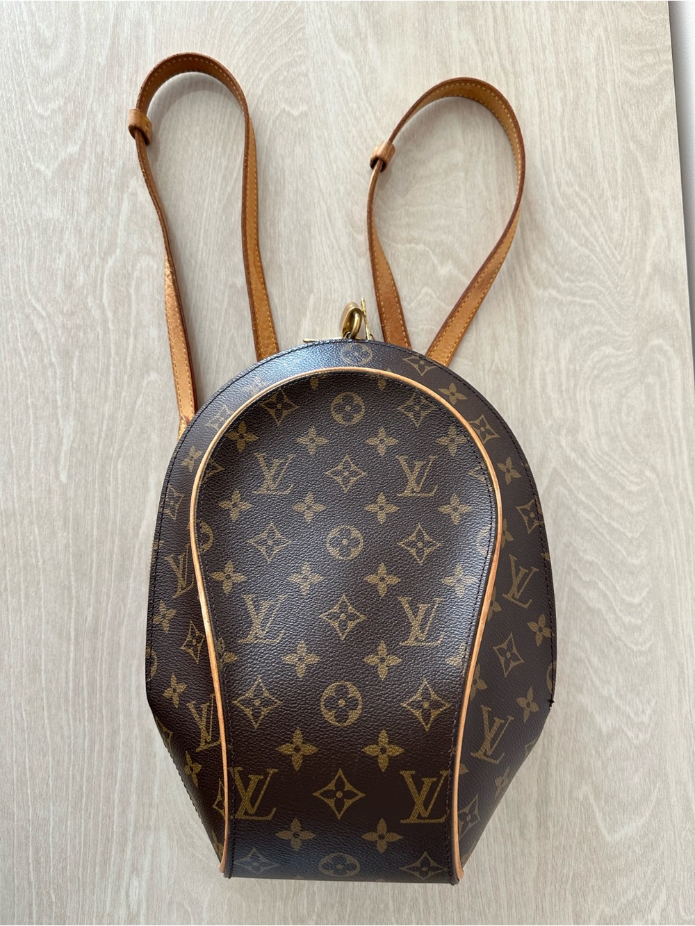 AUTHENTIC LOUIS VUITTON Ellipse Sac A Dos Monogram Canvas Backpack Bag